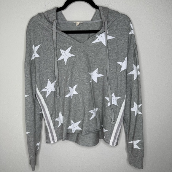 Hem & Thread Tops - Hem & Thread Gray and White Star Long Sleeve Sweatshirt Size Small